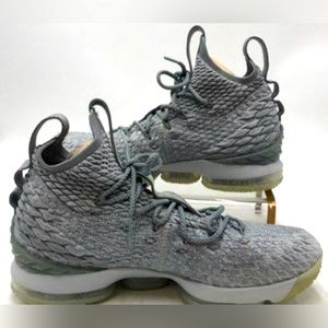 NIKE LEBRON 15 CITY EDITION MEN GREY ATHLETIC SHOES- SIZE 11.5